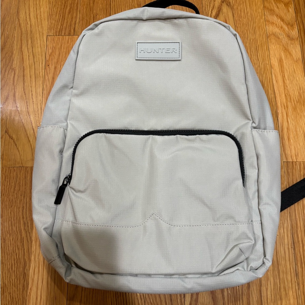 Hunter Light Gray Backpack